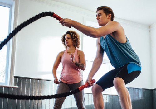 What are the roles and responsibilities of a personal trainer?